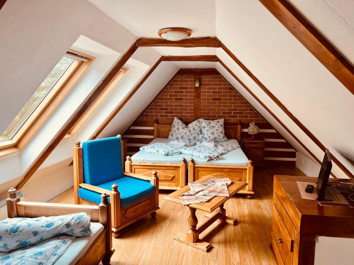 Hotel Na Vyhlidce Kořenov Buitenkant foto
