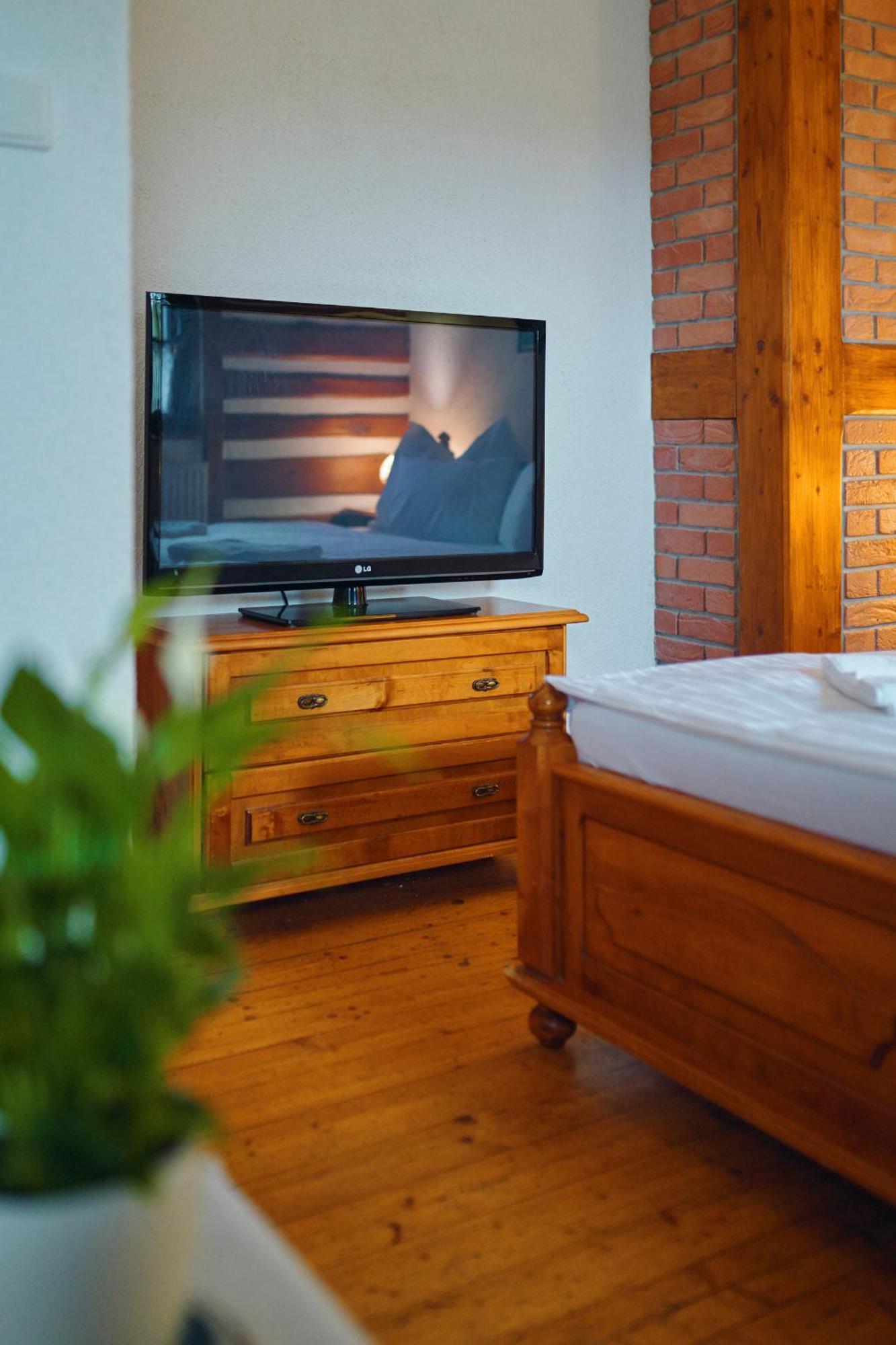 Hotel Na Vyhlidce Kořenov Buitenkant foto