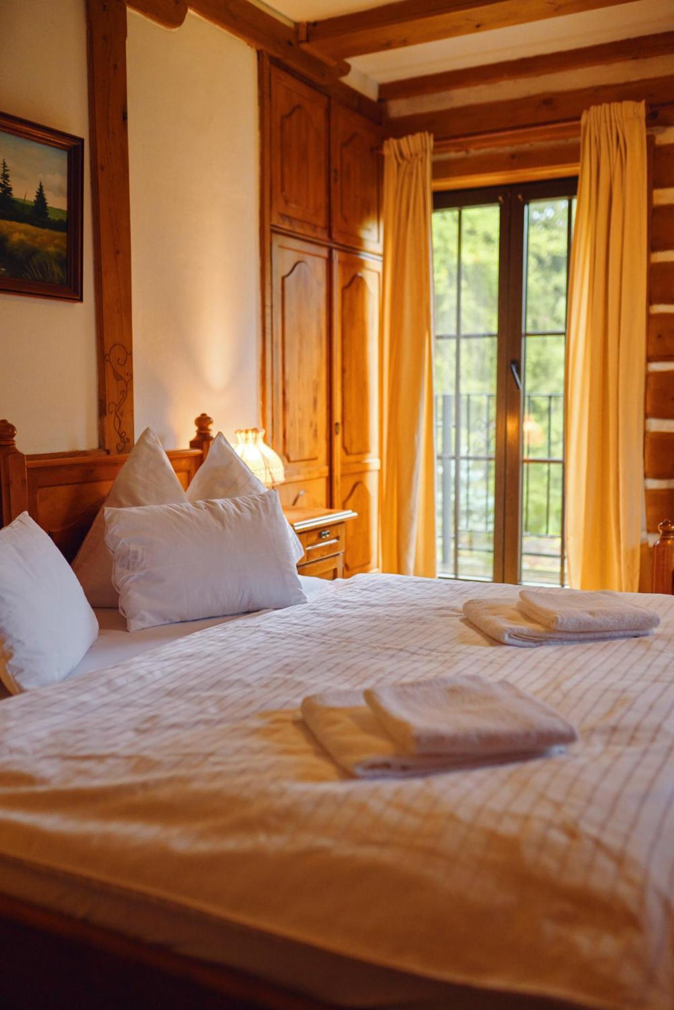 Hotel Na Vyhlidce Kořenov Buitenkant foto