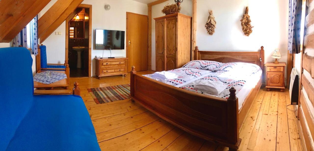 Hotel Na Vyhlidce Kořenov Buitenkant foto